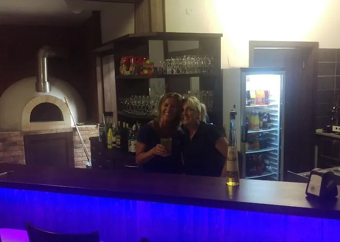 Restaurace A Blucina